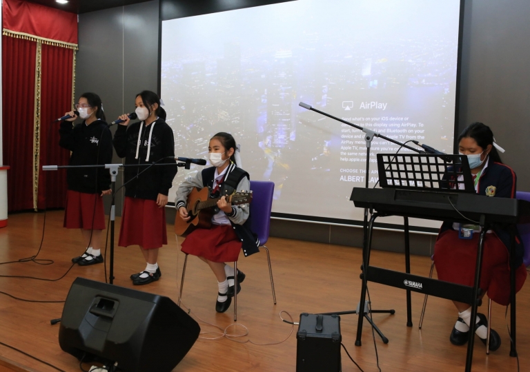 LINE_ALBUM_230210_50