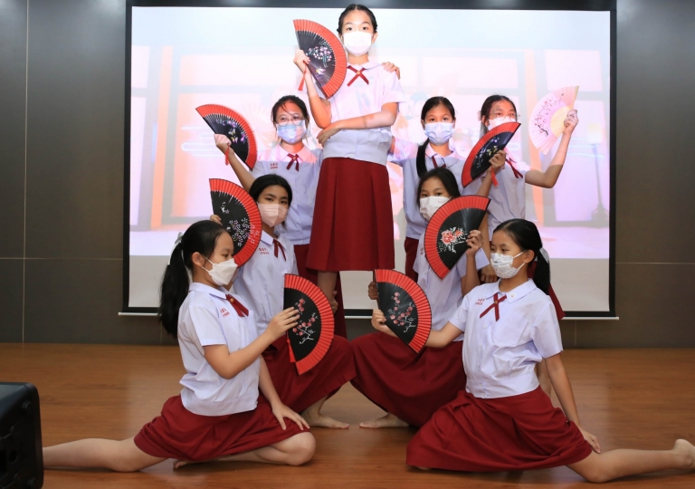 LINE_ALBUM_230210_7