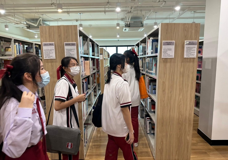 LINE_ALBUM_230606_133