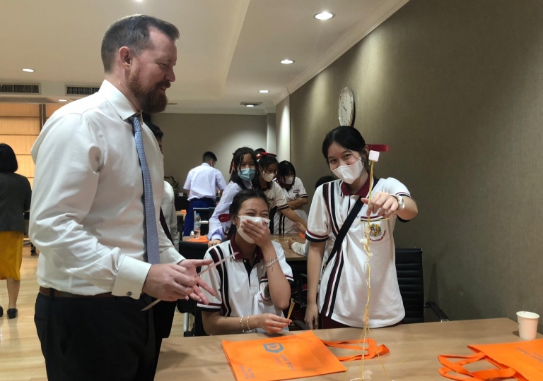 LINE_ALBUM_230606_37