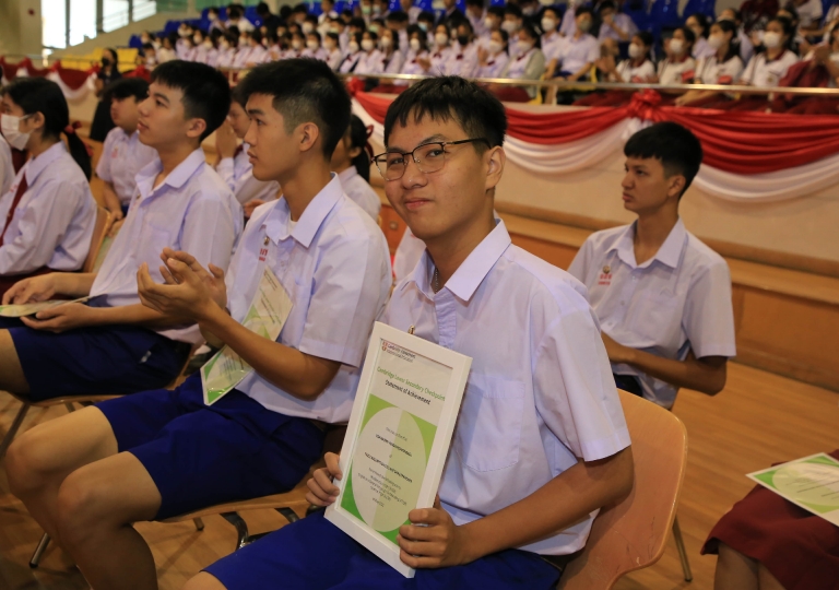 ACSP English Program led by Bro. Dr. Monthol Prathumarach, school director, held the Cambridge International Assessment Ceremony together with 2 vice directors, Bro. Manit Sakonthawat and Bro. Natton Suphon on September 4, 2023.