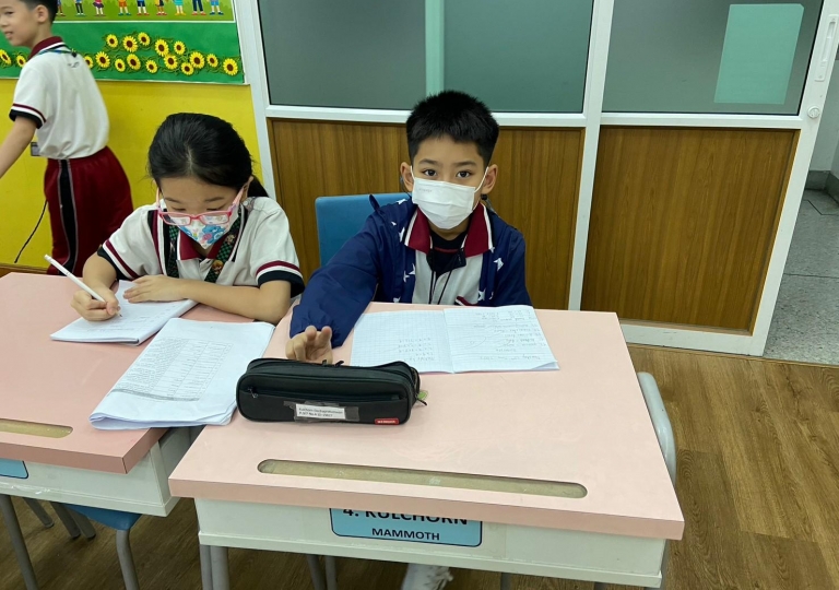 LINE_ALBUM_230706_34