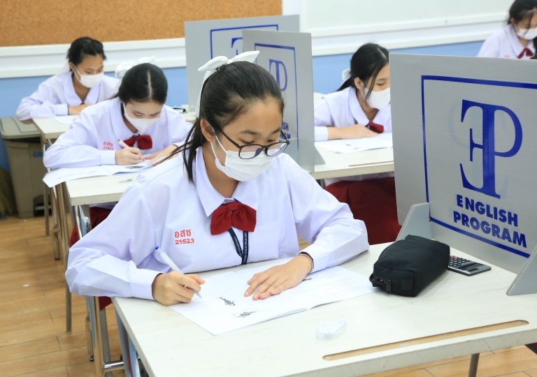 English Program held Cambridge Mock Tests for Primary 3 to Secondary 3 on 6-8 February 2024. 