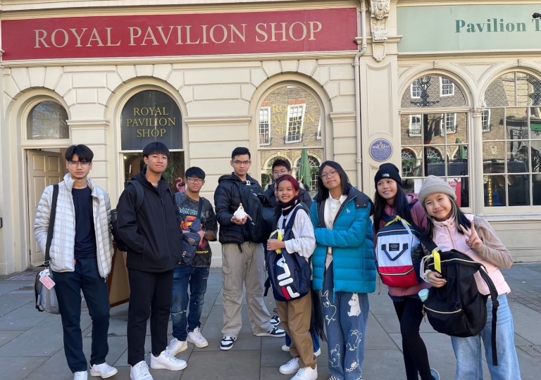 LINE_ALBUM_230612_8