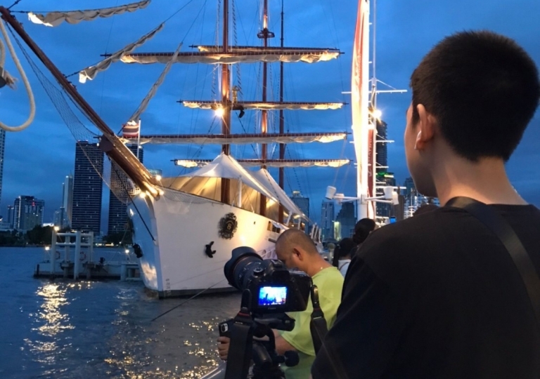 Secondary 4 CIMD major (Creative and Innovative Media Design) students visited the Asiatique, Riverfront for their Basic Photography practical examination with Mr. Thossaphol Nakhura, CIMD teacher, on 16 September 2023.