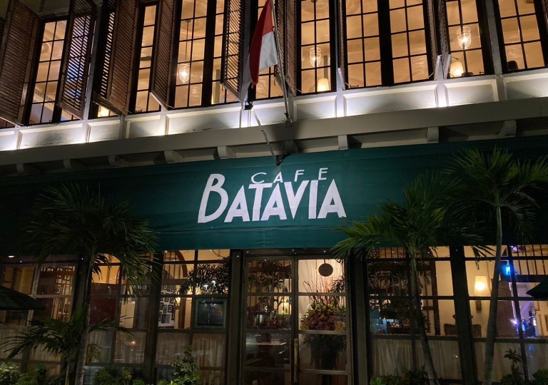 Ten English Program students from S4, S5, and S6 travelled to Jakarta on 10-16 May 2023 with Mr. Graeme Kay to attend the Indonesia Model United Nations 2023